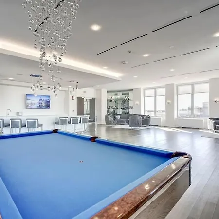 Modern & Spacious 2Br + Den Condo @Crystal City Arlington Extérieur photo