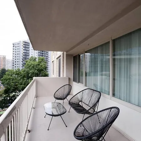 Modern & Spacious 2Br + Den Condo @Crystal City Arlington Extérieur photo